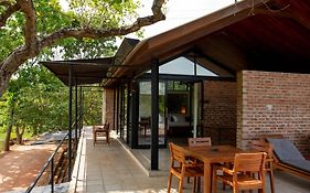 Kalundewa Retreat